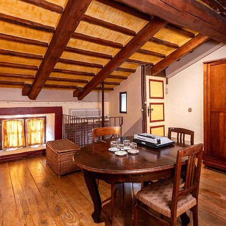Villa Borgo Casa Scaparone à Alba  Extérieur photo