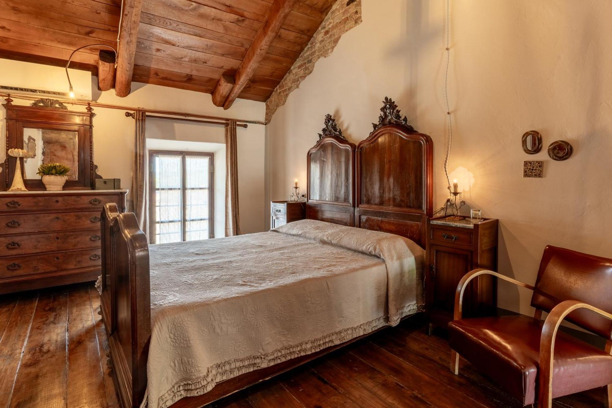 Villa Borgo Casa Scaparone à Alba  Extérieur photo