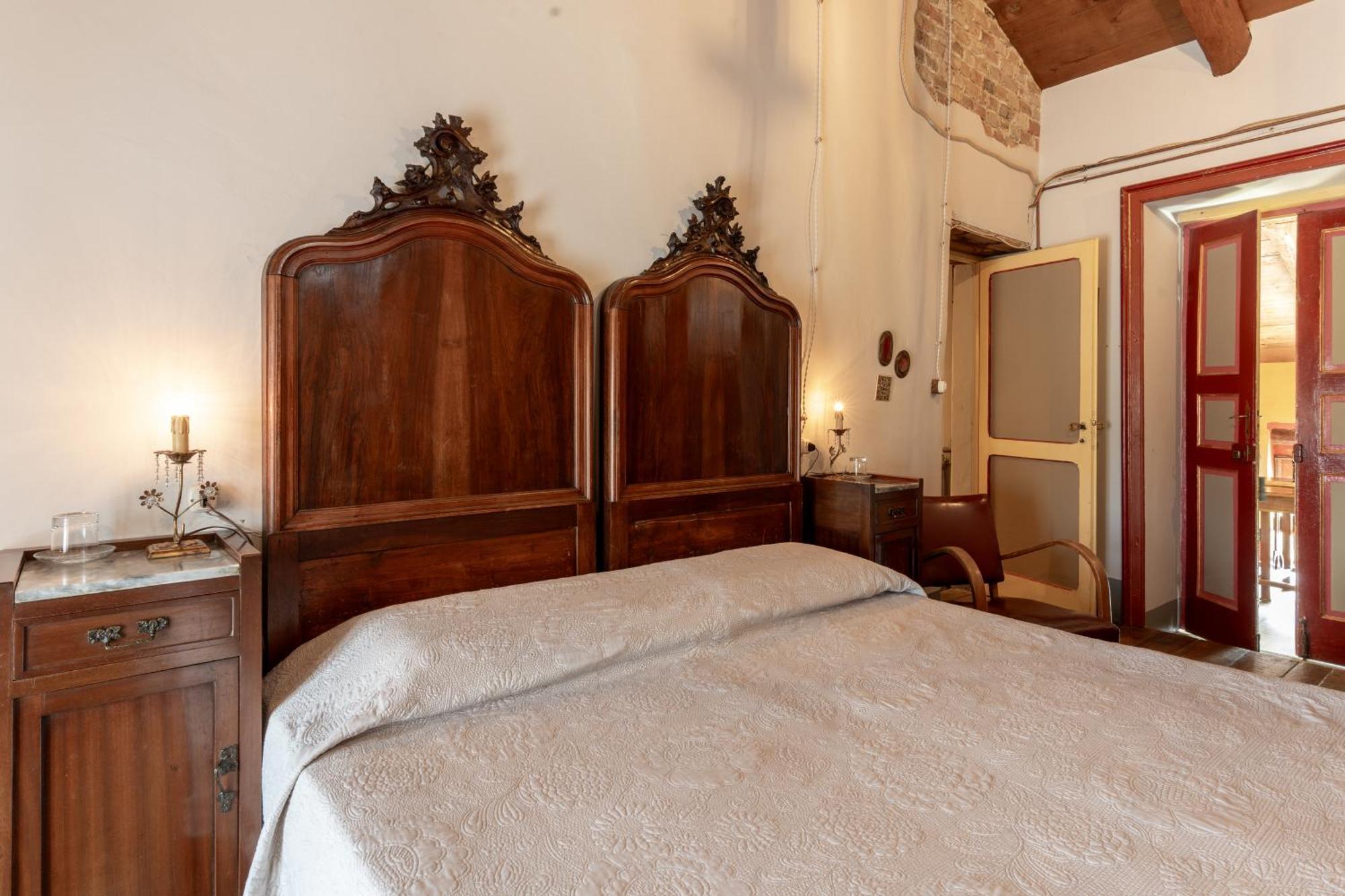 Villa Borgo Casa Scaparone à Alba  Extérieur photo
