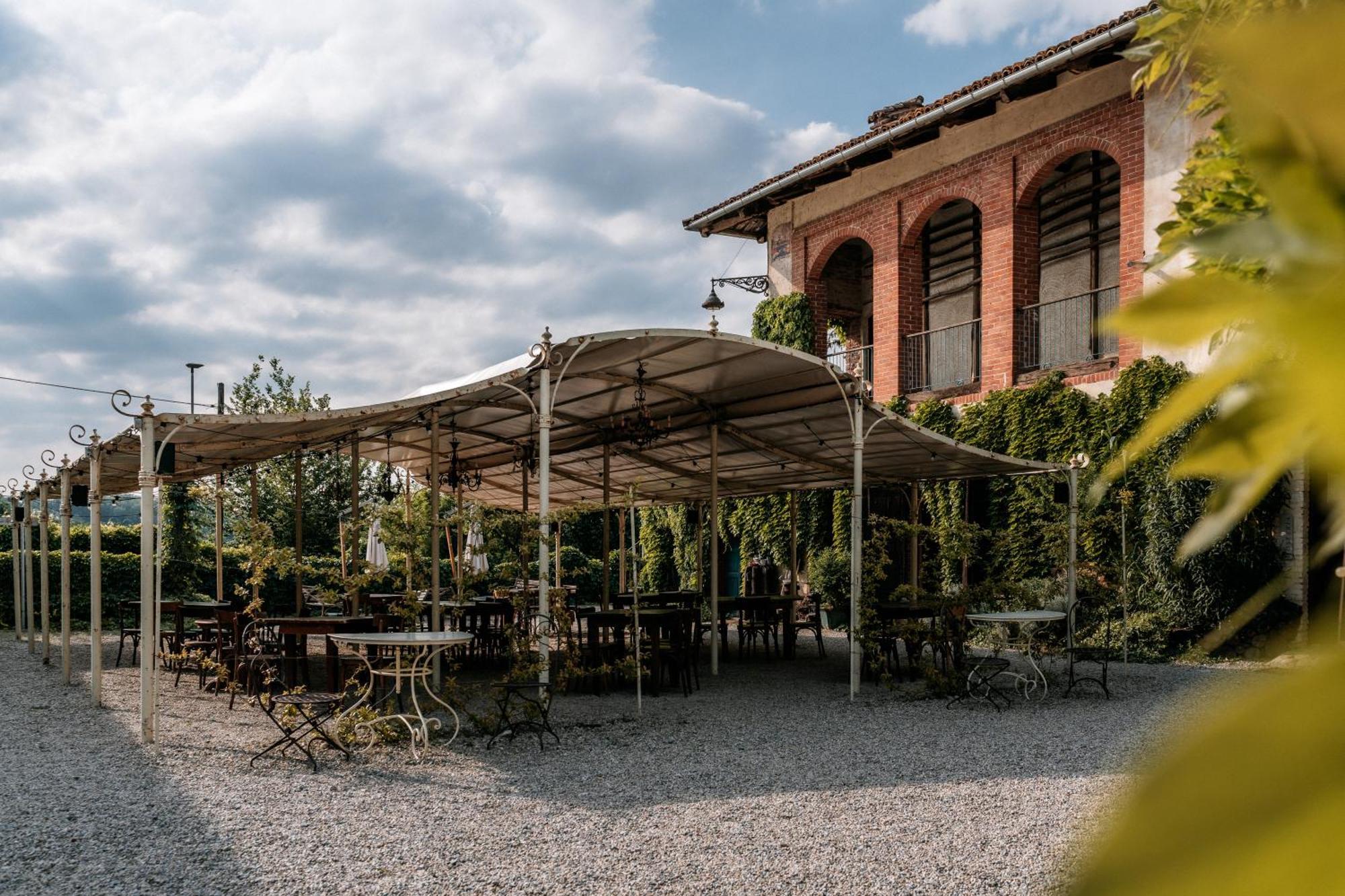 Villa Borgo Casa Scaparone à Alba  Extérieur photo