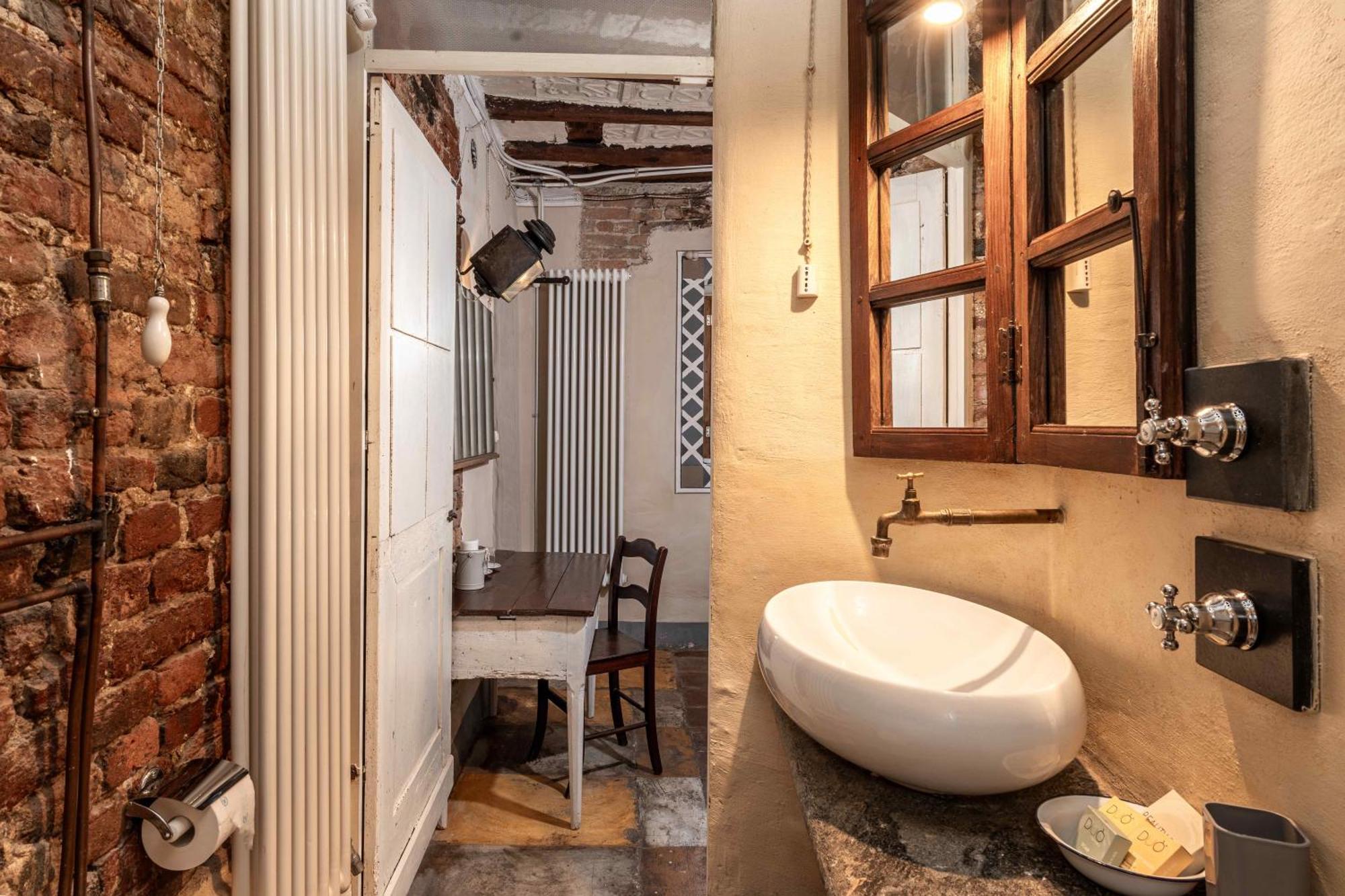 Villa Borgo Casa Scaparone à Alba  Extérieur photo