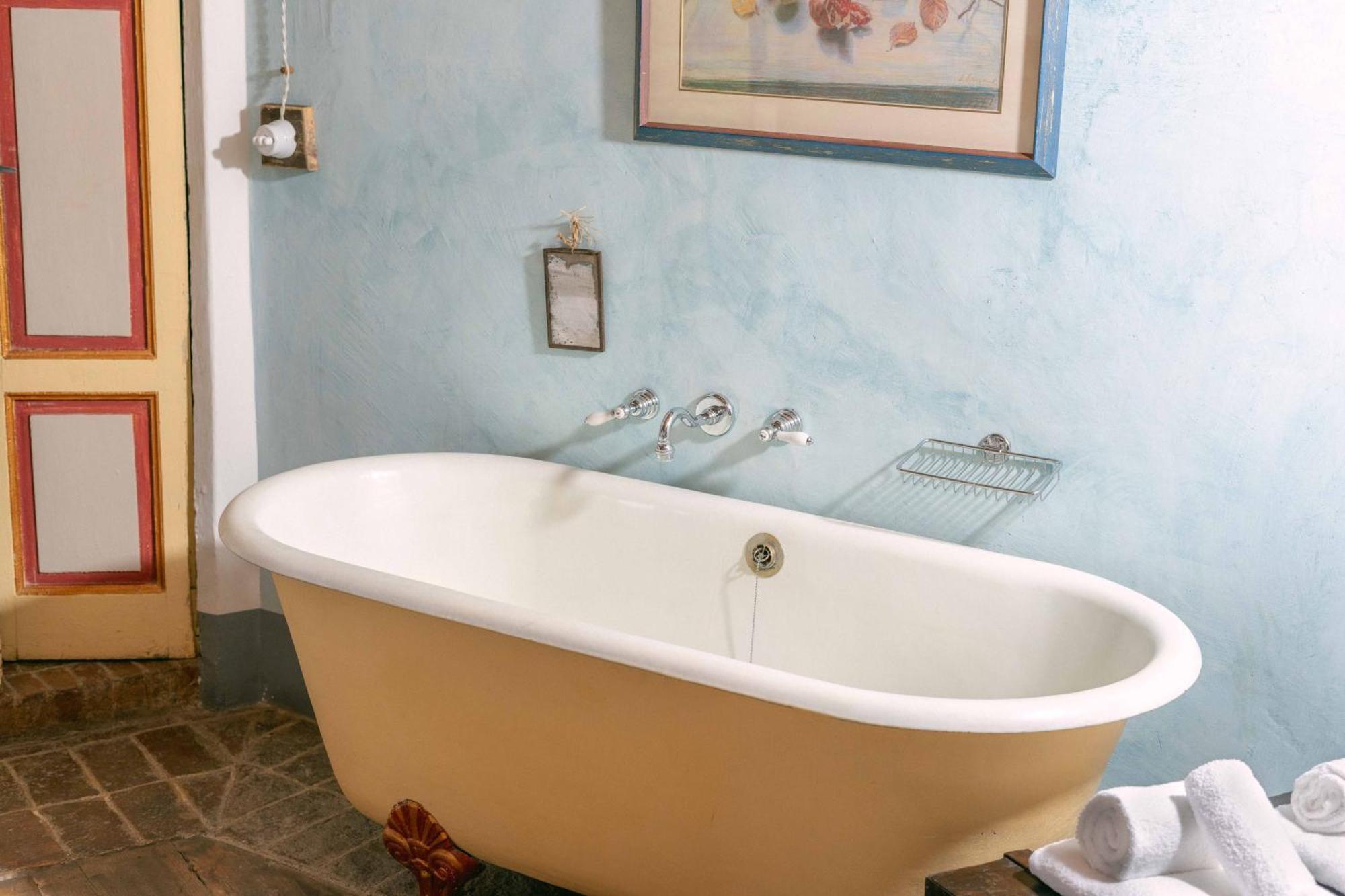 Villa Borgo Casa Scaparone à Alba  Extérieur photo